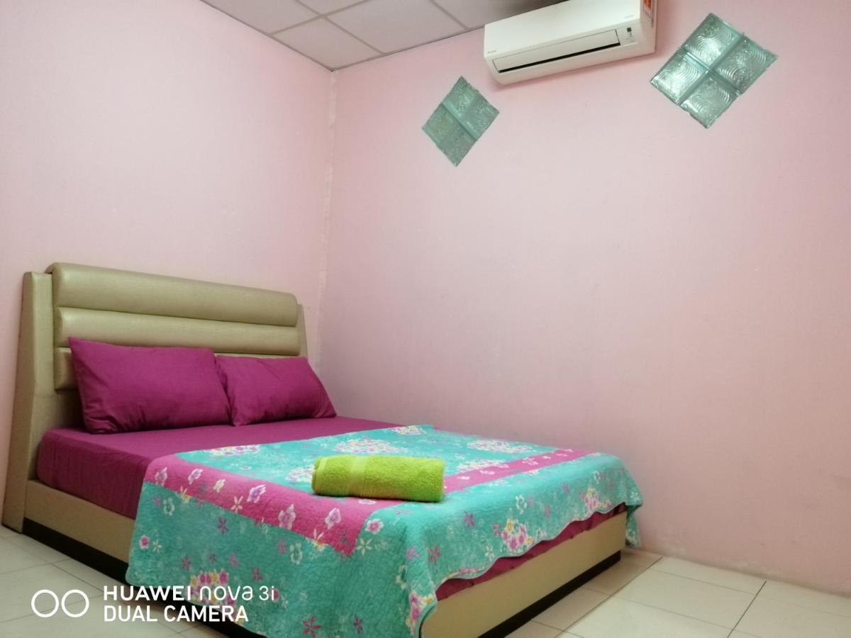 Layla Inn 바투 파핫 외부 사진